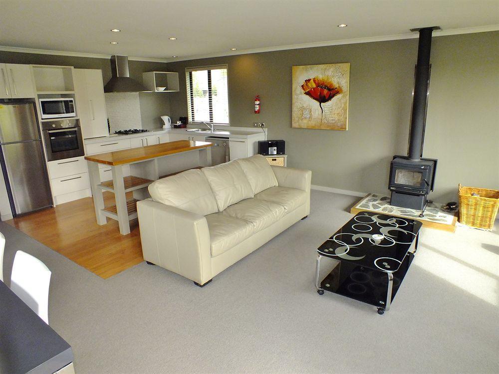 Wanaka Alpine Lodge Extérieur photo