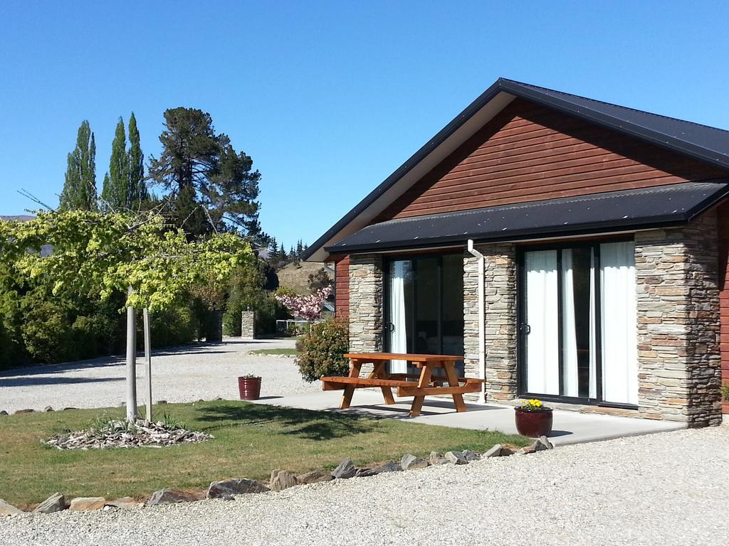 Wanaka Alpine Lodge Extérieur photo
