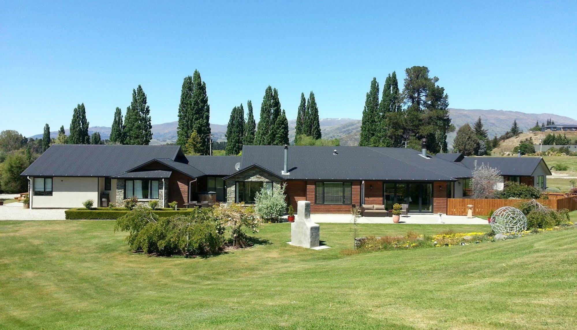 Wanaka Alpine Lodge Extérieur photo