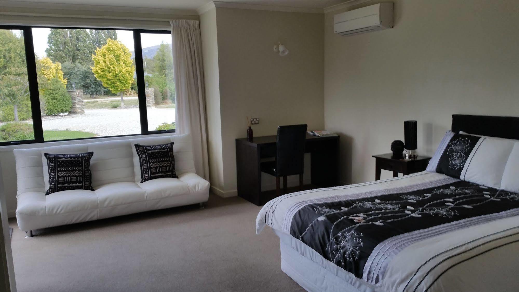 Wanaka Alpine Lodge Extérieur photo